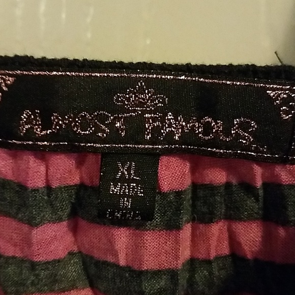 Almost Famous tank lace trim worn ONCE. - Picture 4 of 6